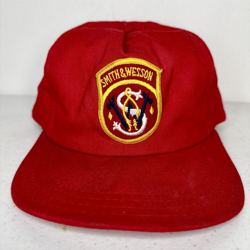 Vintage Smith & Wesson Red Adjustable Snapback Hat‎ Old Logo Patch